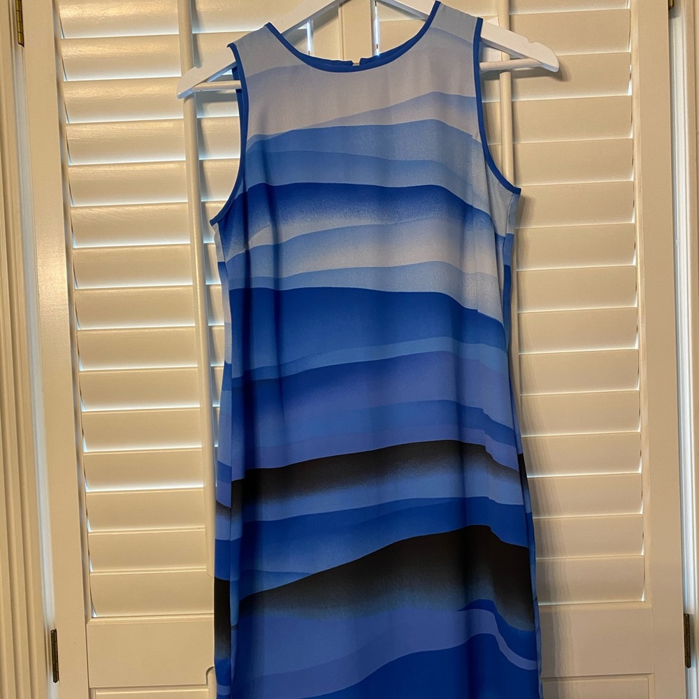 Vince Camuto Dress sleeveless Size 2 Blue print